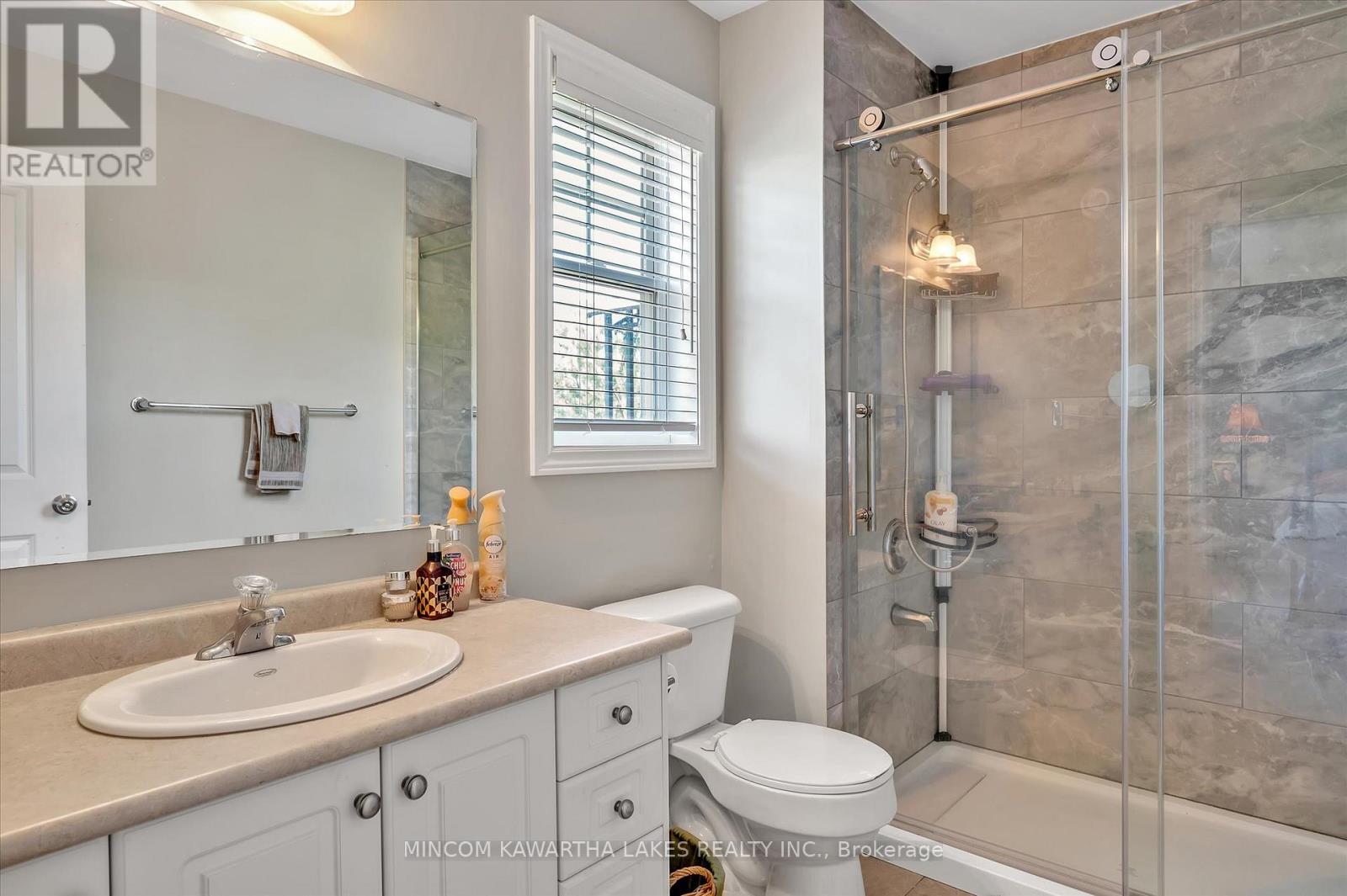 2 Peace Crescent, Peterborough (Northcrest Ward 5), Ontario  K9H 0C1 - Photo 24 - X12721632