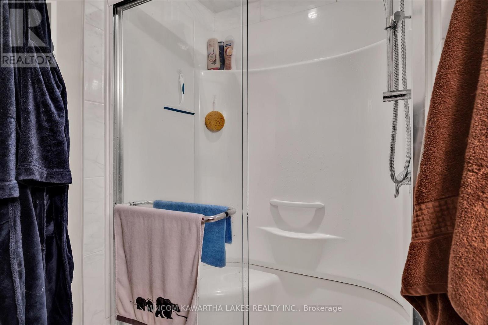 2 Peace Crescent, Peterborough (Northcrest Ward 5), Ontario  K9H 0C1 - Photo 47 - X12721632