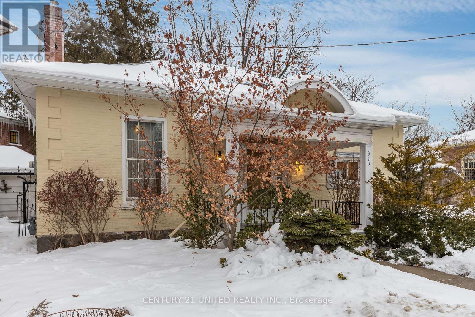 370 Hunter Street W, Peterborough (Town Ward 3), Ontario  K9H 2M5 - Photo 3 - X12722210