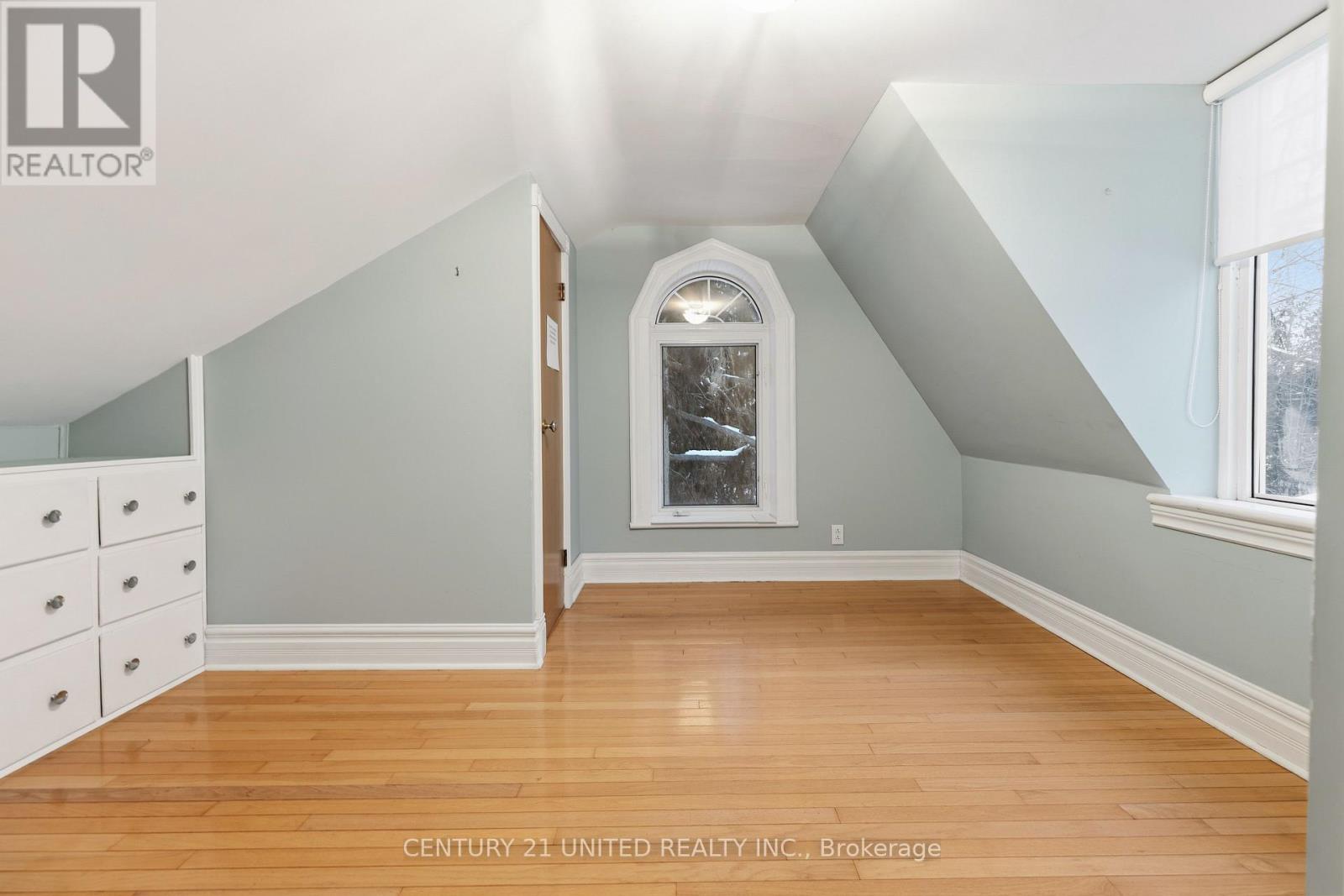 370 Hunter Street W, Peterborough (Town Ward 3), Ontario  K9H 2M5 - Photo 41 - X12722210