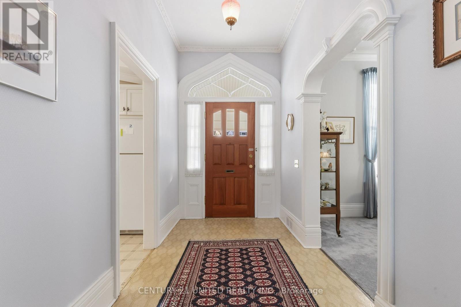 370 Hunter Street W, Peterborough (Town Ward 3), Ontario  K9H 2M5 - Photo 7 - X12722210