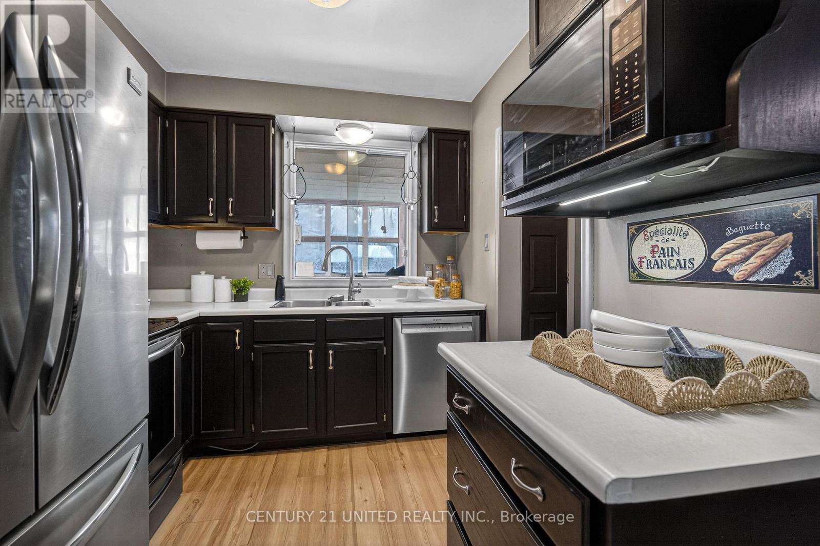 794 Foxe Street, Peterborough (Northcrest Ward 5), Ontario  K9H 6Y7 - Photo 6 - X12722298