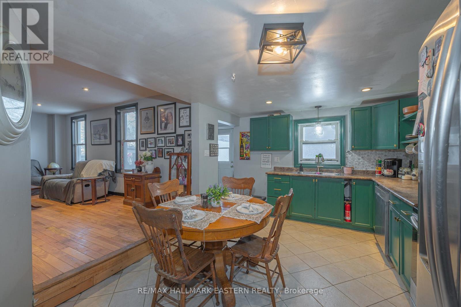 1031 High Street, Peterborough (Otonabee Ward 1), Ontario  K9J 5R8 - Photo 11 - X12722386