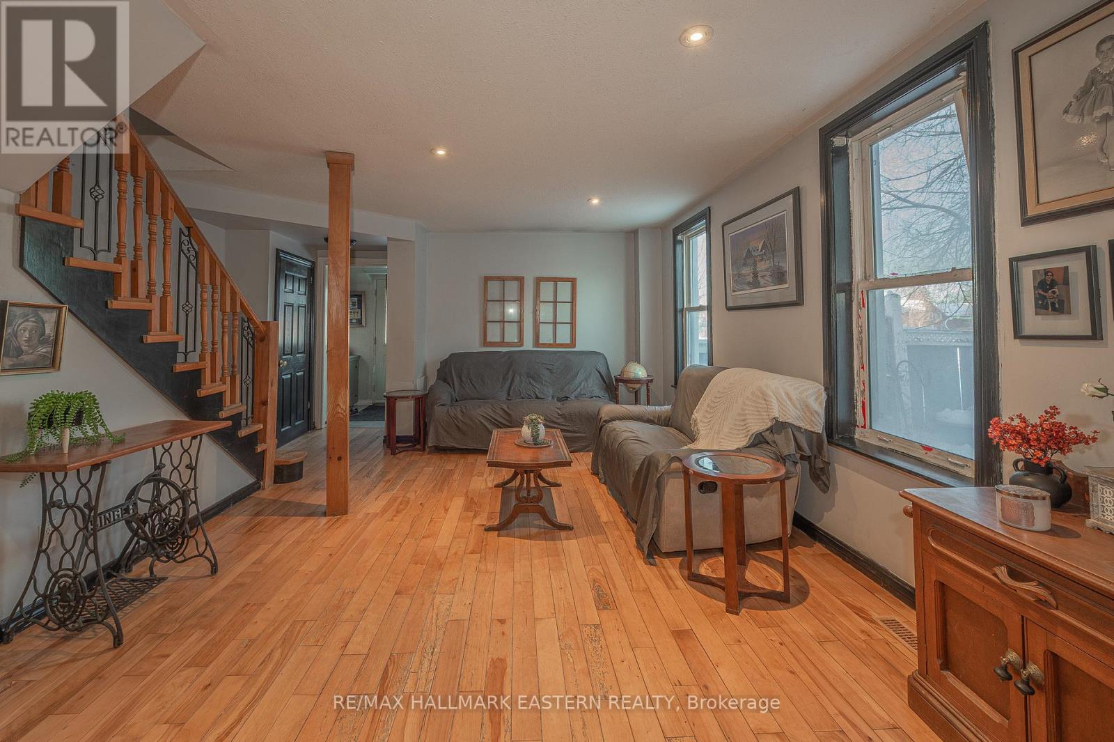 1031 High Street, Peterborough (Otonabee Ward 1), Ontario  K9J 5R8 - Photo 7 - X12722386