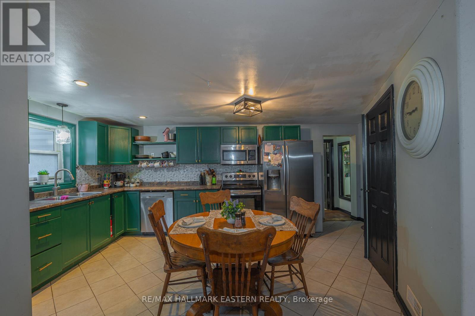 1031 High Street, Peterborough (Otonabee Ward 1), Ontario  K9J 5R8 - Photo 9 - X12722386