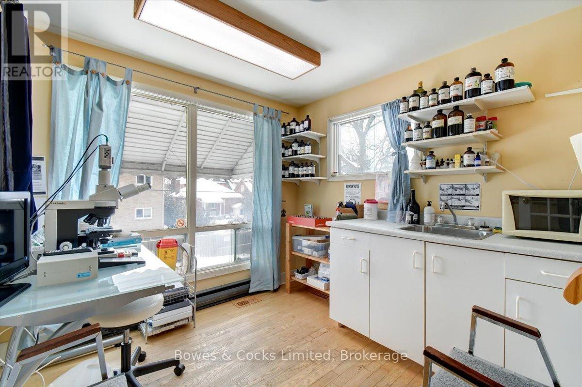 339-341 Reid Street, Peterborough (Town Ward 3), Ontario  K9H 4G3 - Photo 9 - X12723580