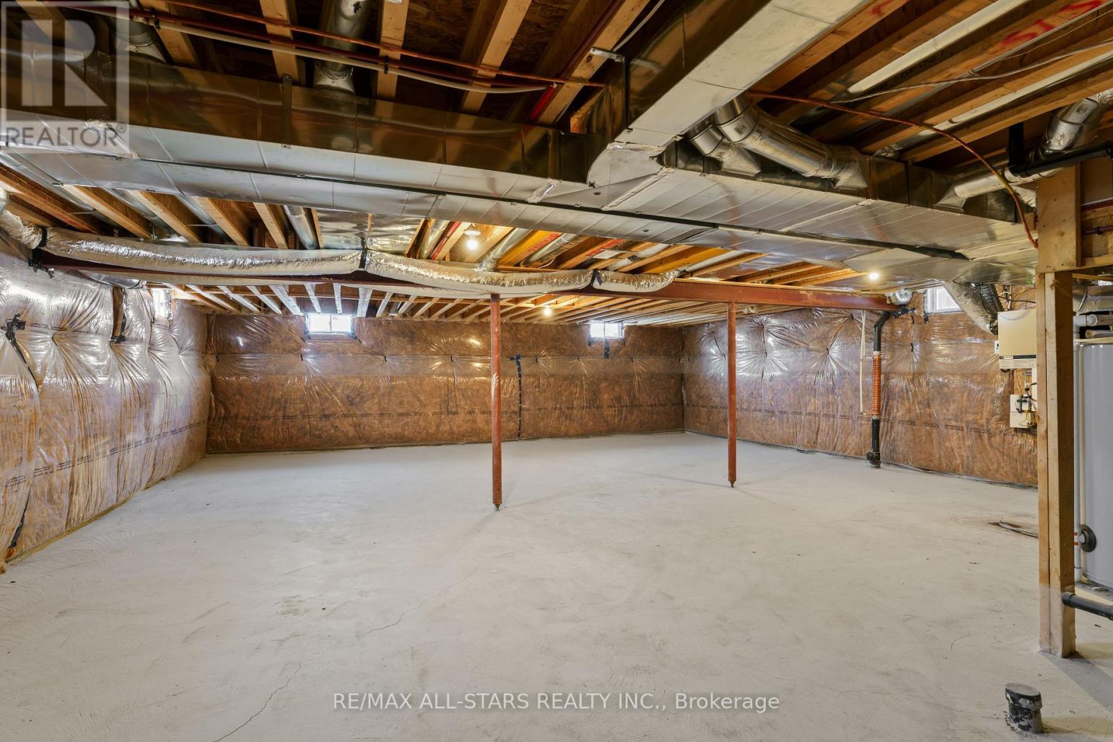 19 Hennessey Crescent, Kawartha Lakes (Lindsay), Ontario  K9V 0P2 - Photo 26 - X12723920