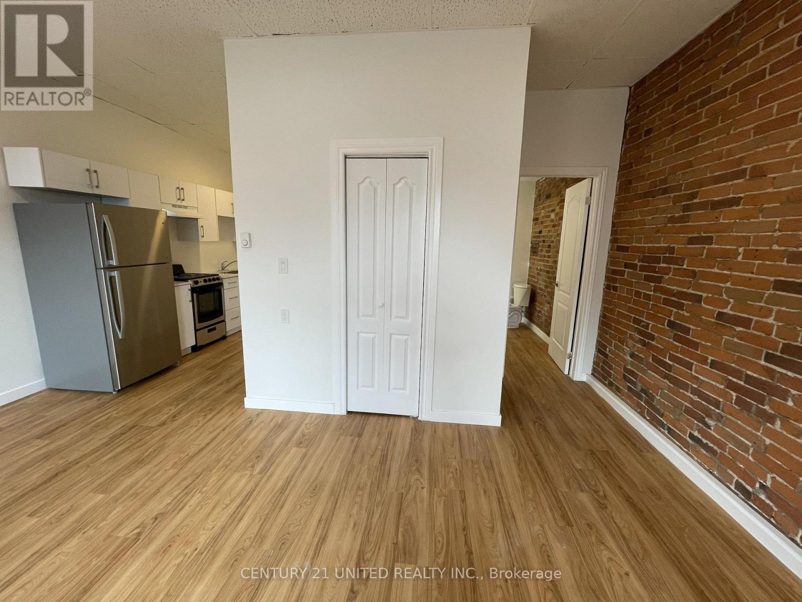 5 - 174.5 Hunter Street W, Peterborough (Town Ward 3), Ontario  K9H 2L2 - Photo 12 - X12724834