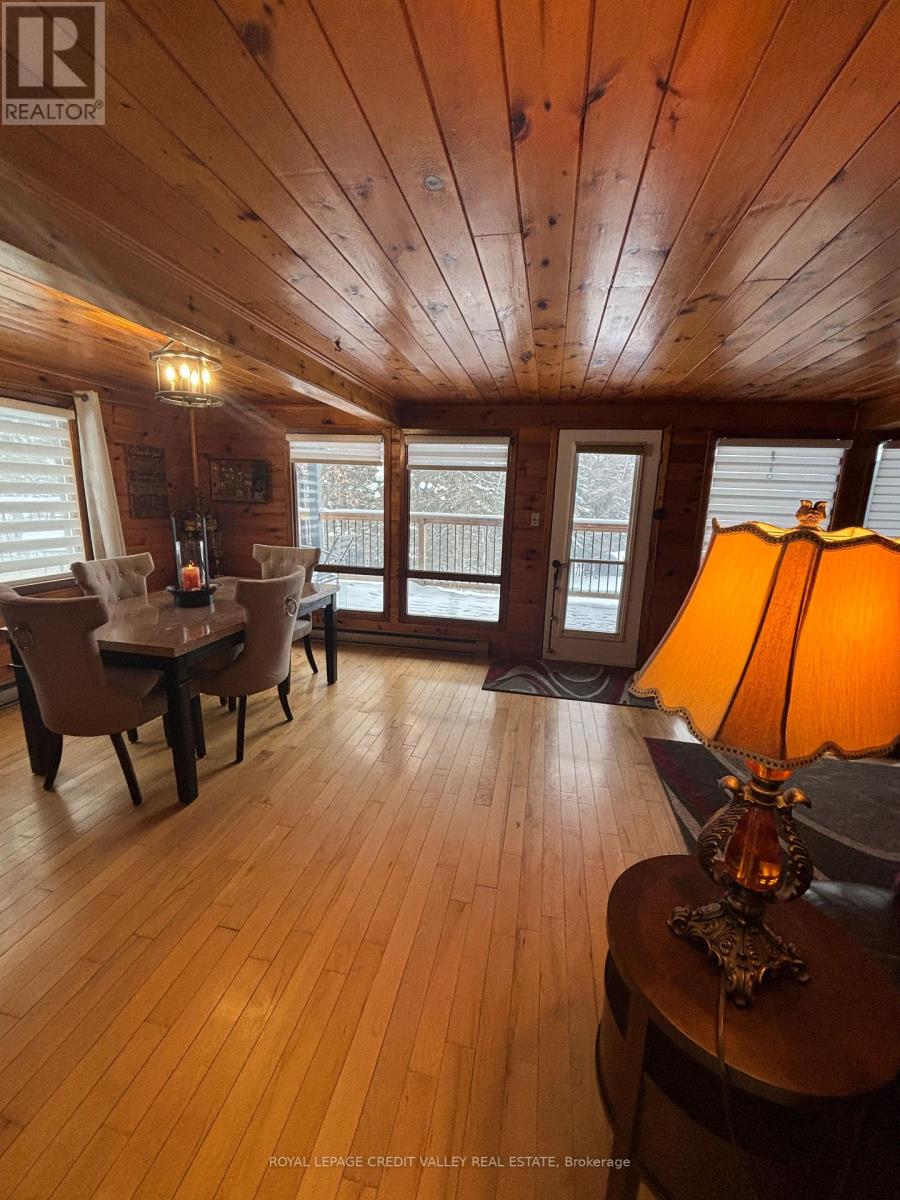 992 South Baptiste Lake Road, Hastings Highlands (Herschel Ward), Ontario  K0L 1C0 - Photo 11 - X12724702