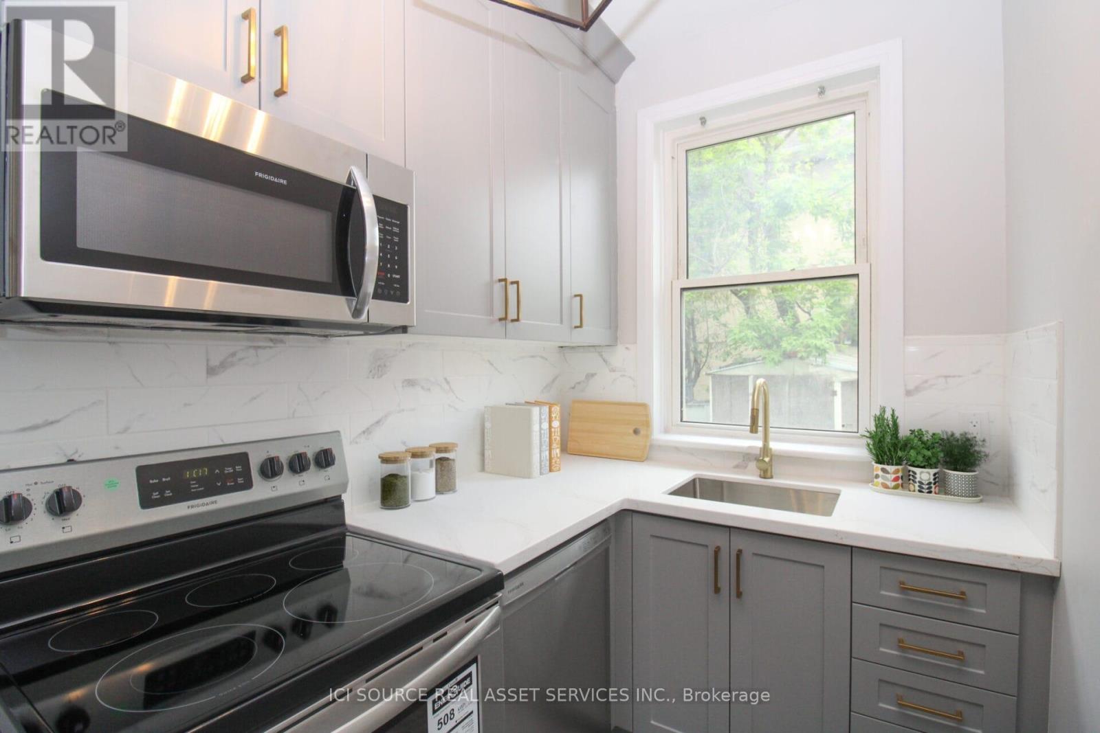 3 - 291 Stewart Street, Peterborough (Town Ward 3), Ontario  K9J 3N2 - Photo 11 - X12724860