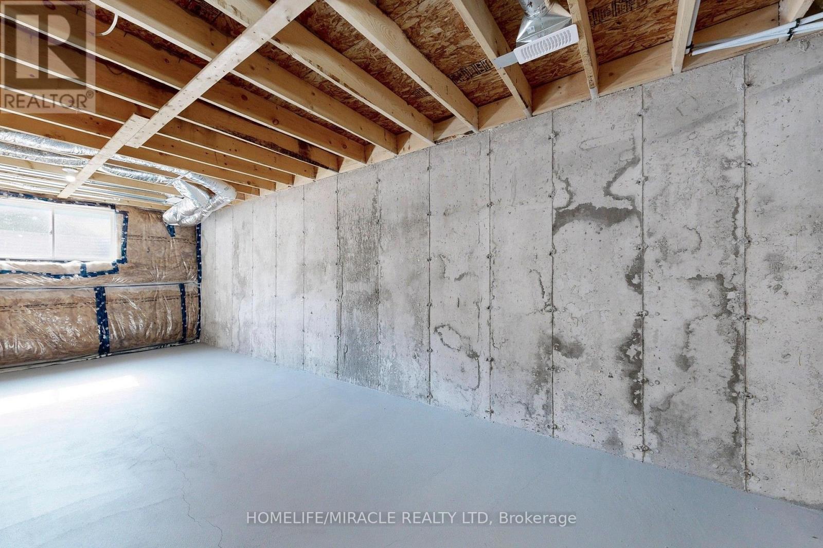 1611 Hetherington Drive, Peterborough (Northcrest Ward 5), Ontario  K9L 0G6 - Photo 38 - X12725066