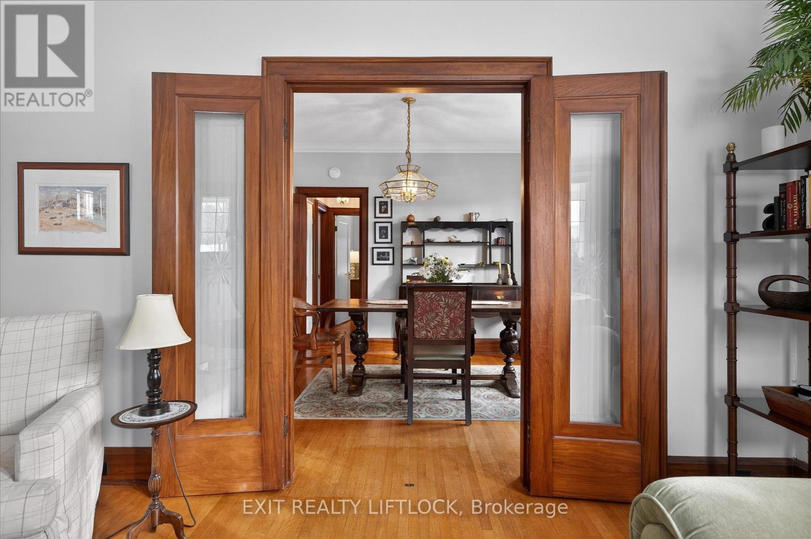 1514 Monaghan Road, Peterborough (Town Ward 3), Ontario  K9J 5N4 - Photo 10 - X12725606