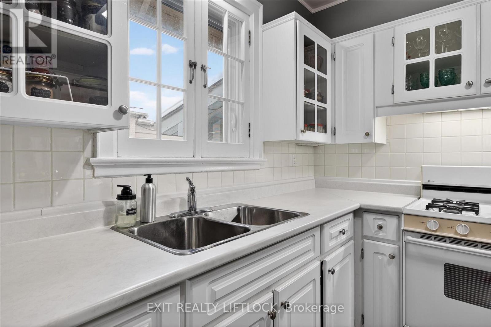 1514 Monaghan Road, Peterborough (Town Ward 3), Ontario  K9J 5N4 - Photo 17 - X12725606