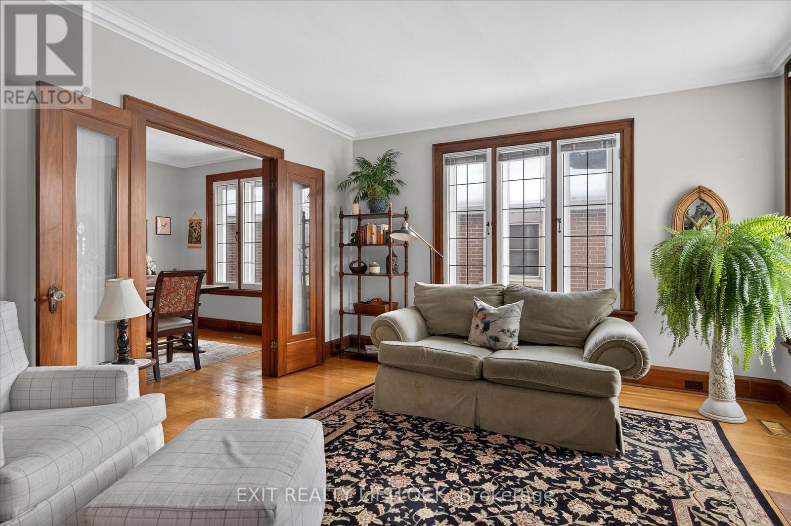 1514 Monaghan Road, Peterborough (Town Ward 3), Ontario  K9J 5N4 - Photo 9 - X12725606