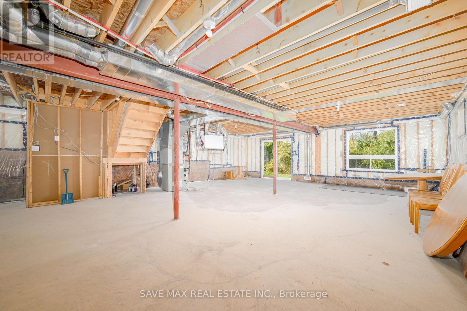 43 Carew Boulevard, Kawartha Lakes (Lindsay), Ontario  K9V 0P7 - Photo 41 - X12725982