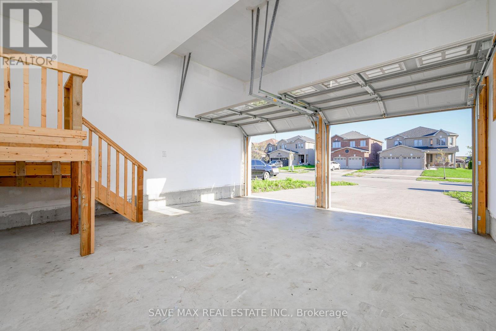 43 Carew Boulevard, Kawartha Lakes (Lindsay), Ontario  K9V 0P7 - Photo 44 - X12725982