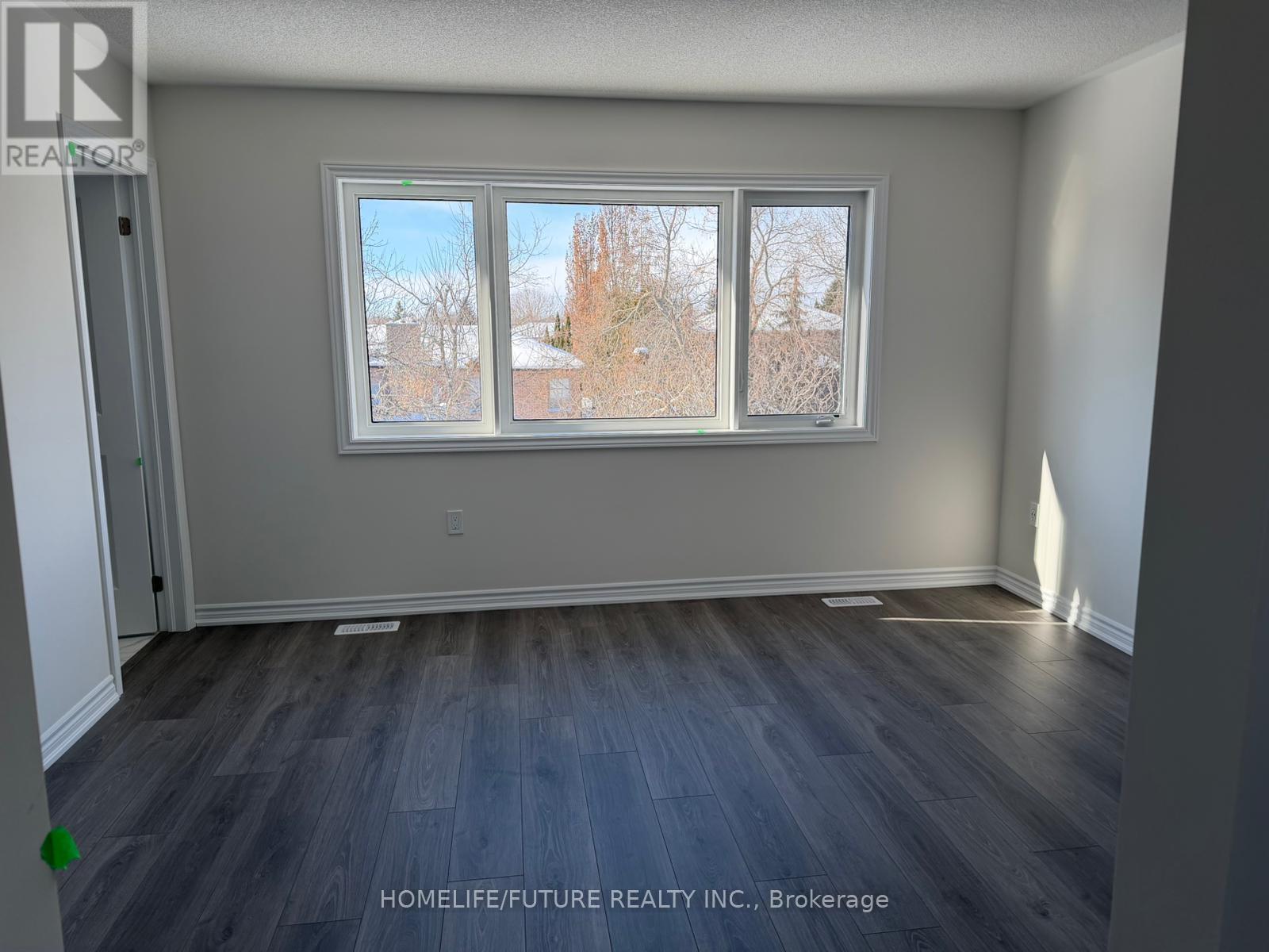 69 Watts Mews, Kawartha Lakes (Lindsay), Ontario  K9V 5V4 - Photo 18 - X12726418