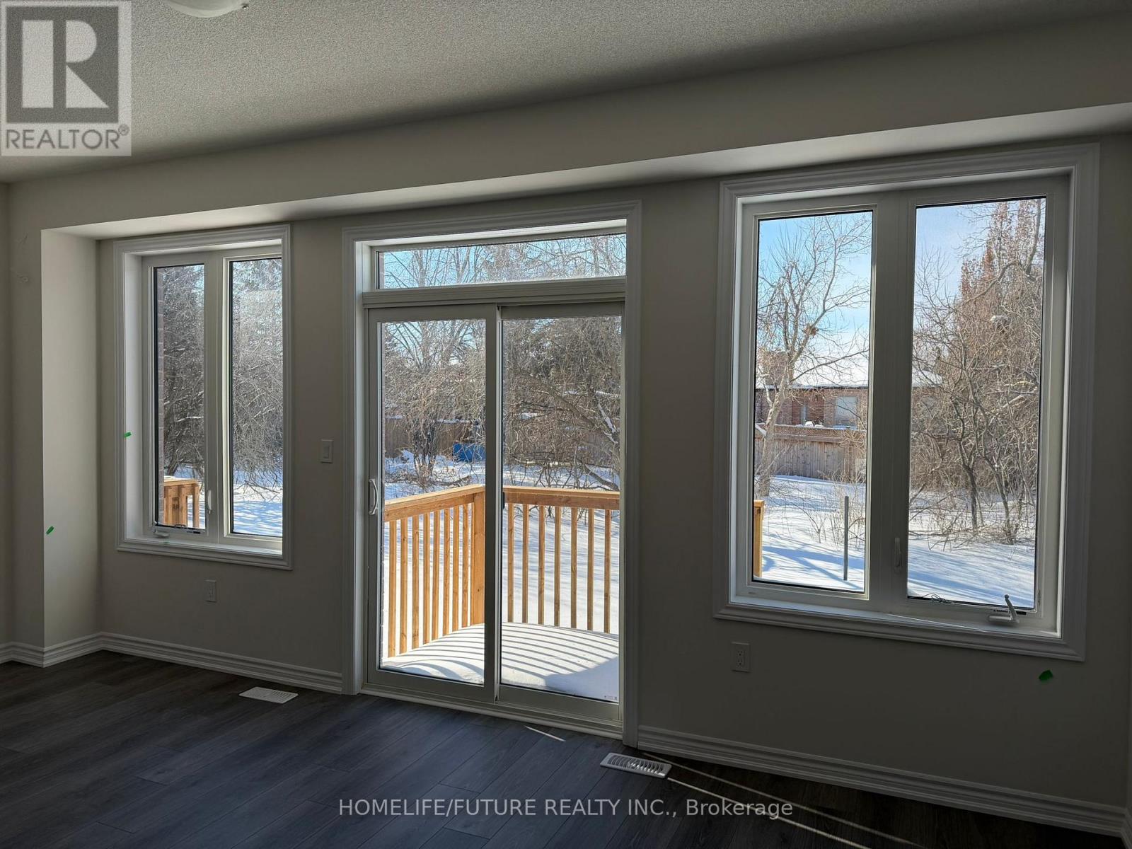 69 Watts Mews, Kawartha Lakes (Lindsay), Ontario  K9V 5V4 - Photo 5 - X12726418