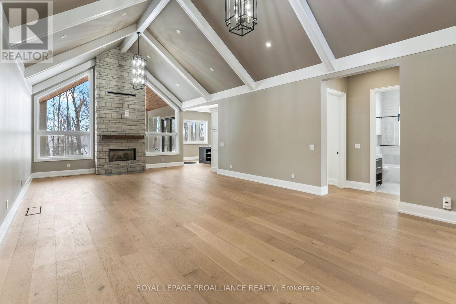 160 Sumcot Drive, Trent Lakes, Ontario  K0L 1J0 - Photo 10 - X12726574