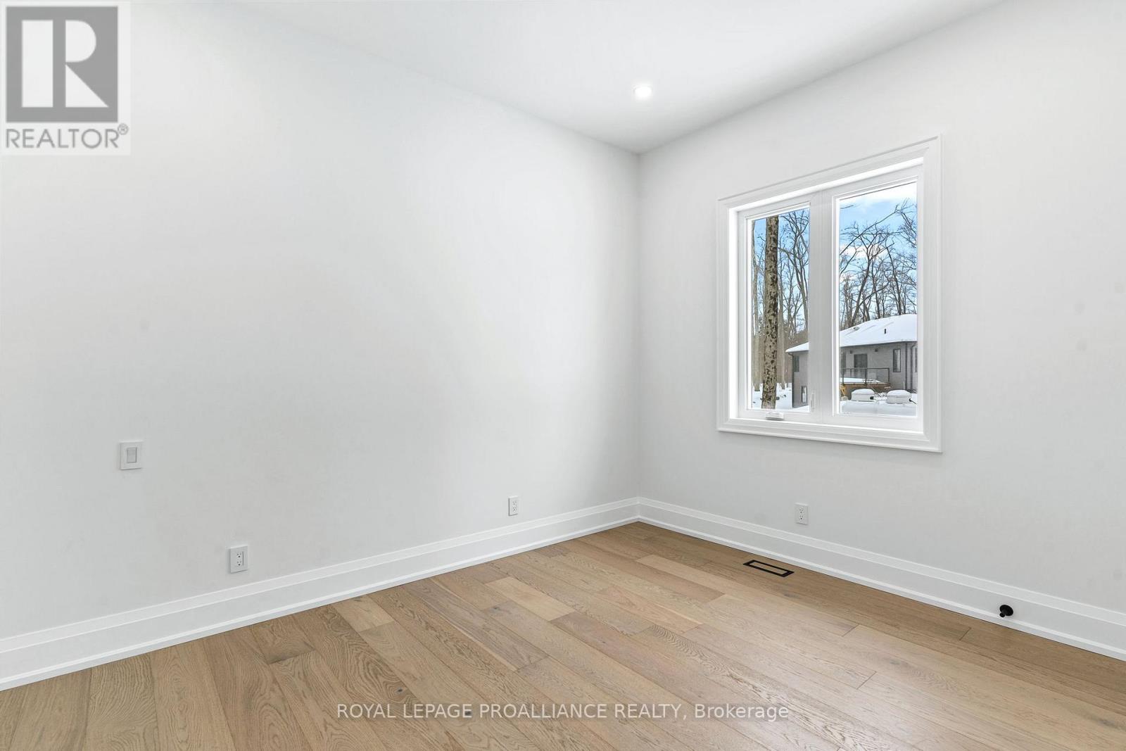 160 Sumcot Drive, Trent Lakes, Ontario  K0L 1J0 - Photo 22 - X12726574