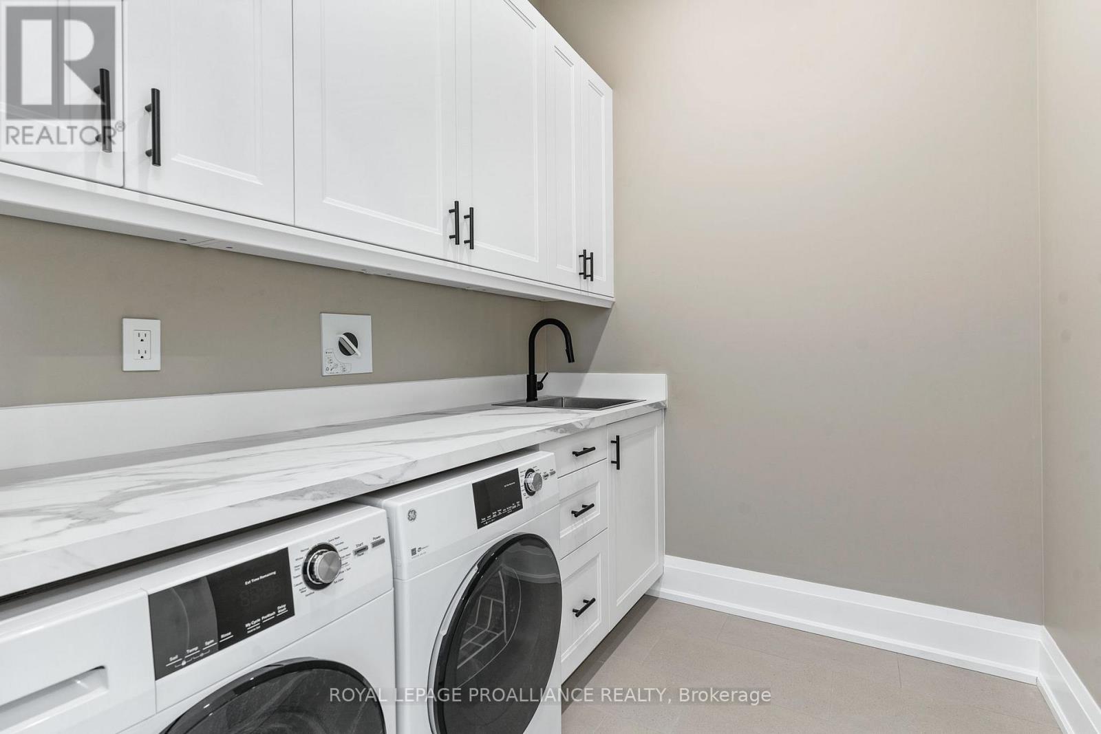 160 Sumcot Drive, Trent Lakes, Ontario  K0L 1J0 - Photo 31 - X12726574