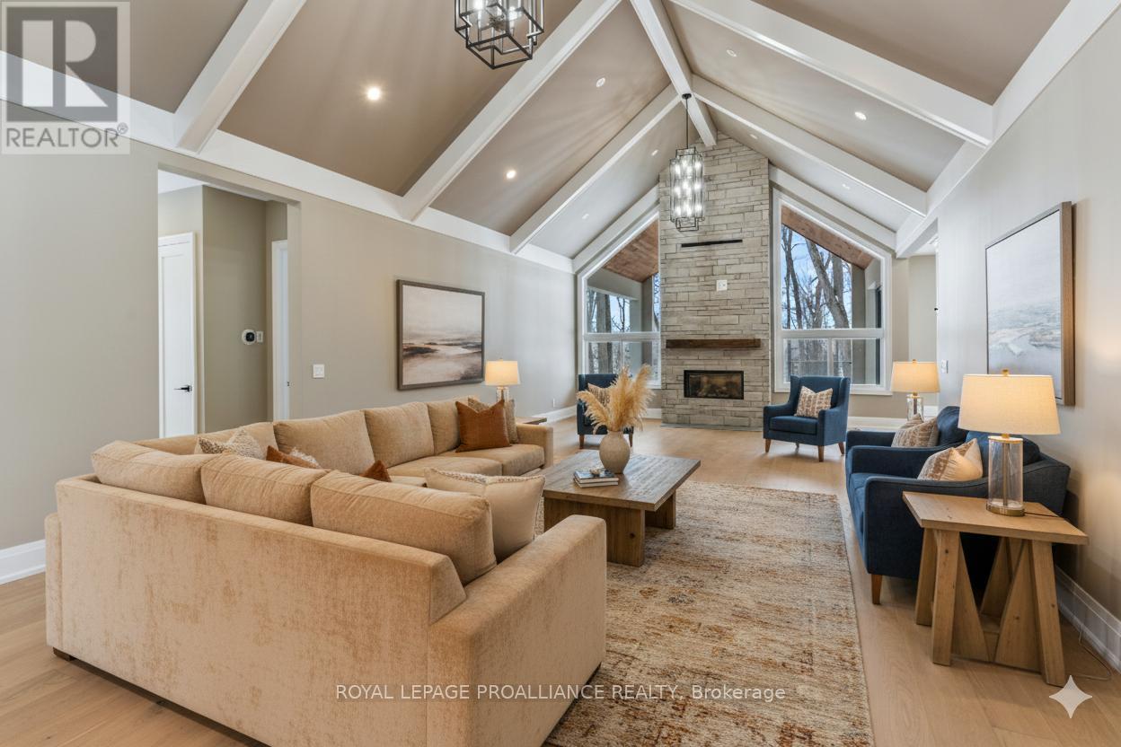 160 Sumcot Drive, Trent Lakes, Ontario  K0L 1J0 - Photo 8 - X12726574