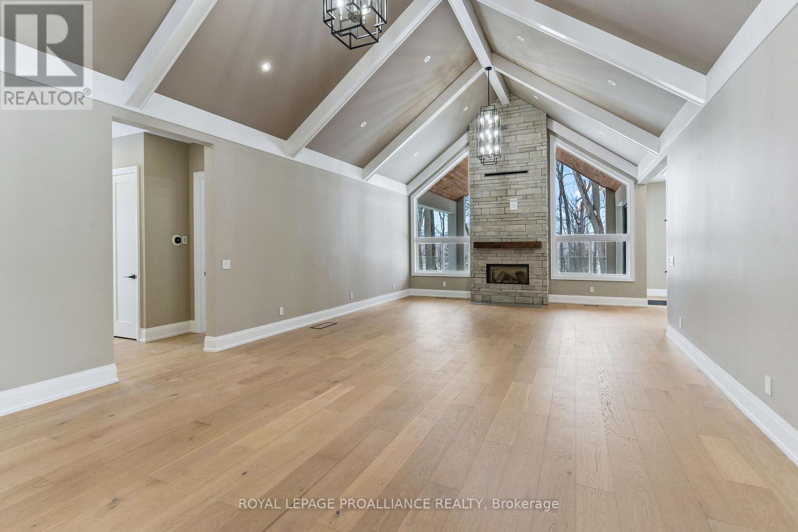 160 Sumcot Drive, Trent Lakes, Ontario  K0L 1J0 - Photo 9 - X12726574