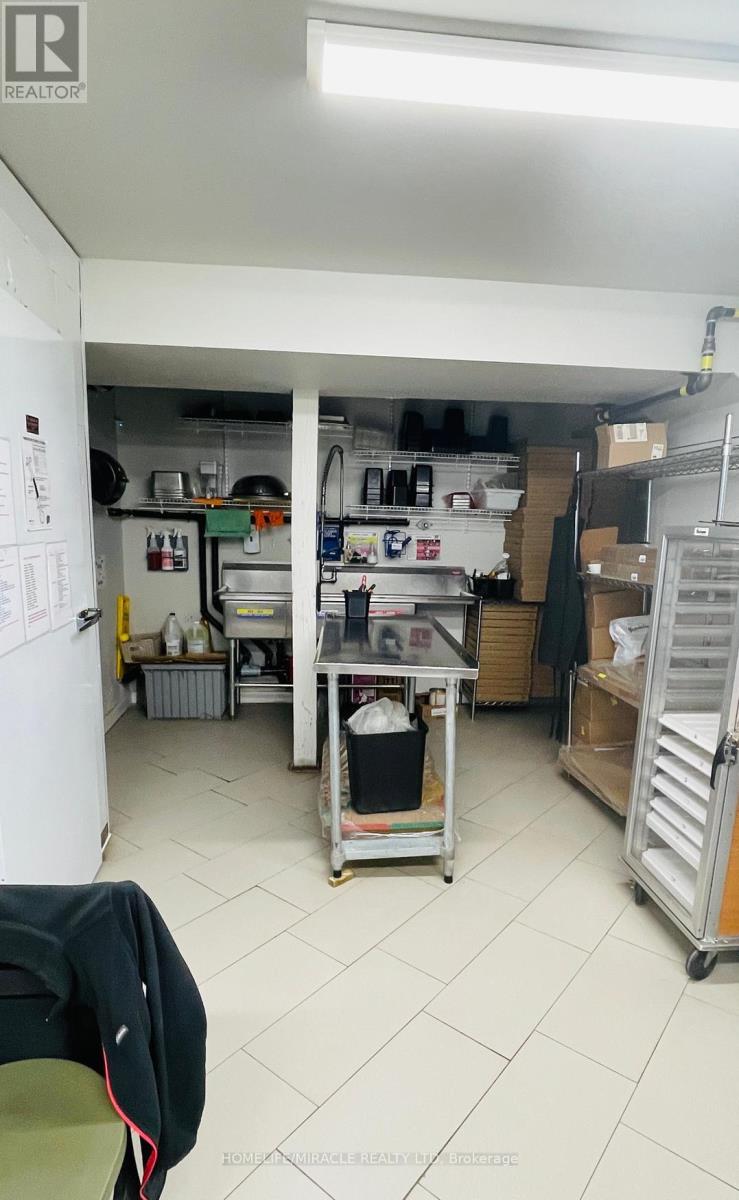 3 - 230-232 Kent Street W, Kawartha Lakes (Lindsay), Ontario  K9V 6A4 - Photo 12 - X12726904