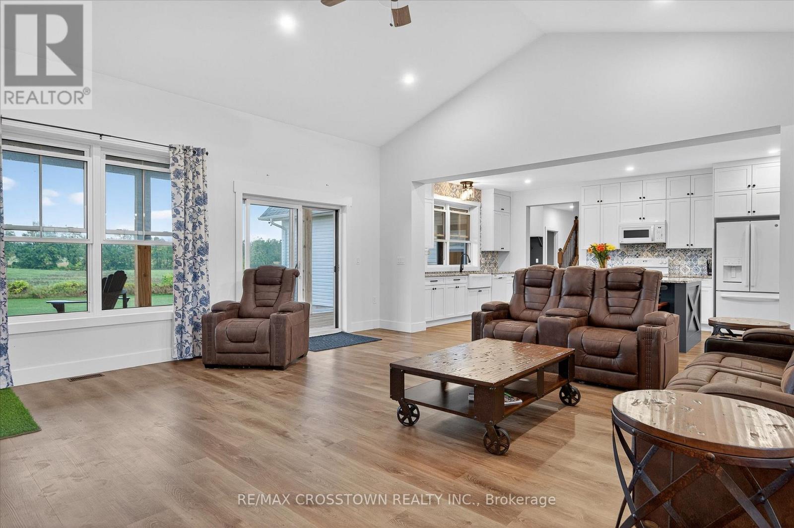 613 County Rd 8 Road, Douro-Dummer, Ontario  K0L 2B0 - Photo 8 - X12727988