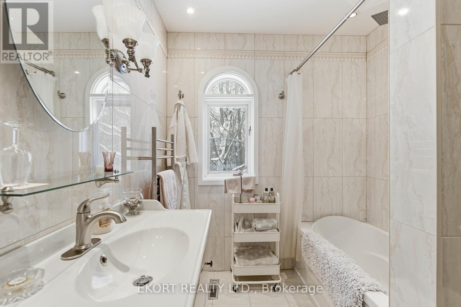 41 Maple Street, Bancroft (Bancroft Ward), Ontario  K0L 1C0 - Photo 25 - X12728006