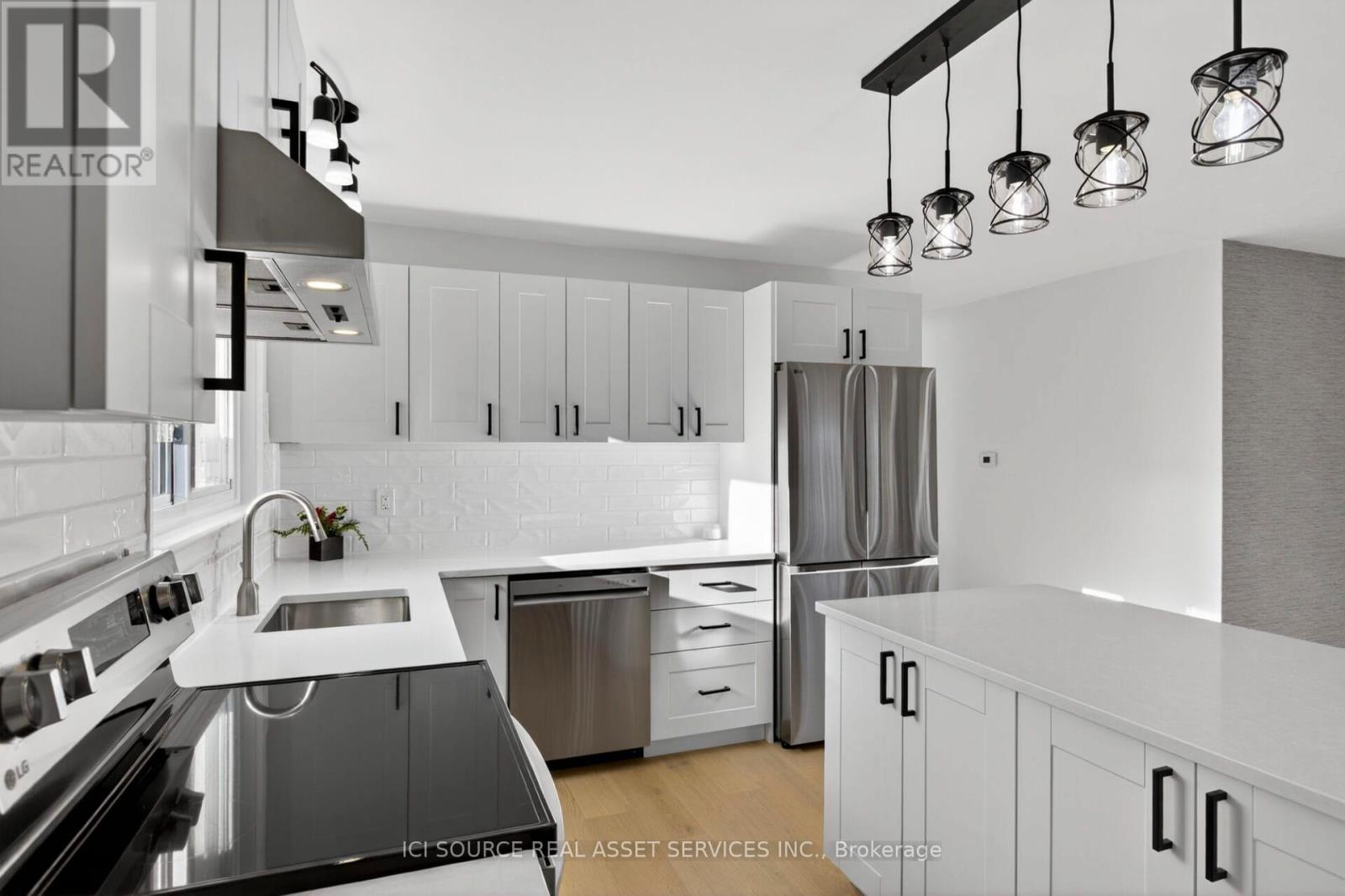 1092 Glendale Drive, Peterborough (Northcrest Ward 5), Ontario  K9H 6M4 - Photo 12 - X12728400