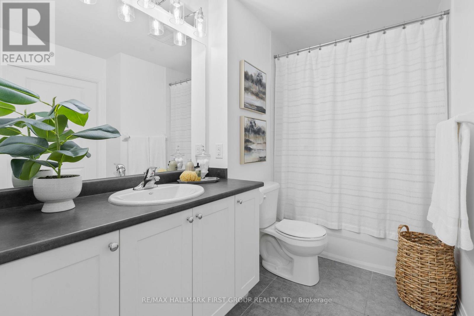 202 - 70 Shipway Avenue, Clarington (Newcastle), Ontario  L1B 0V7 - Photo 10 - E12728746