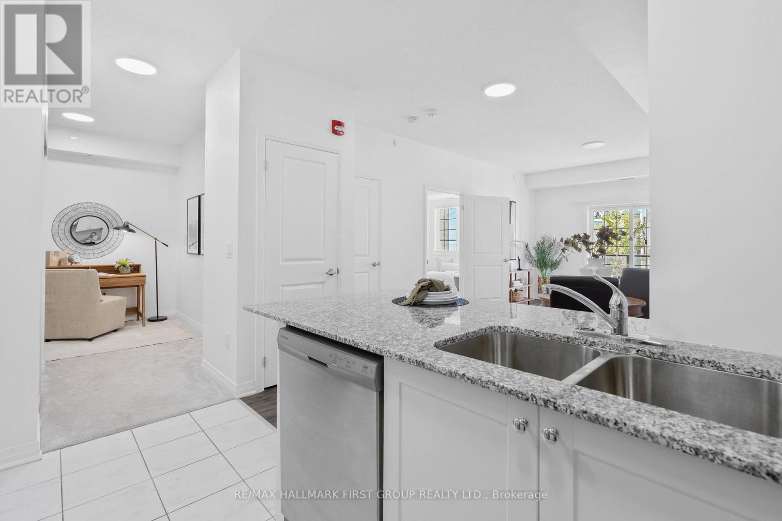 202 - 70 Shipway Avenue, Clarington (Newcastle), Ontario  L1B 0V7 - Photo 18 - E12728746