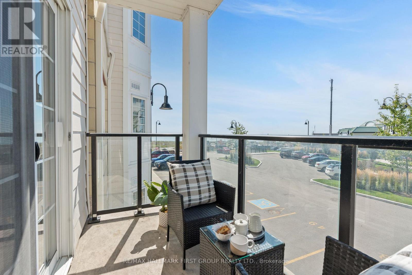 202 - 70 Shipway Avenue, Clarington (Newcastle), Ontario  L1B 0V7 - Photo 3 - E12728746