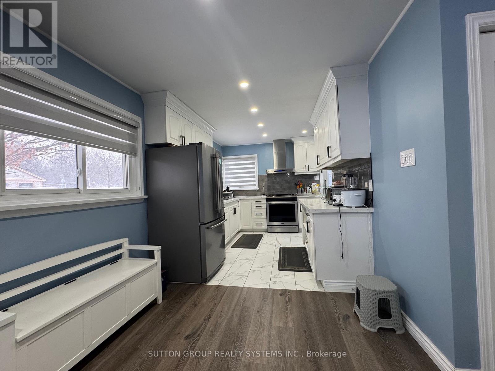 1338 Royal Drive, Peterborough (Northcrest Ward 5), Ontario  K9H 6R8 - Photo 7 - X12728598