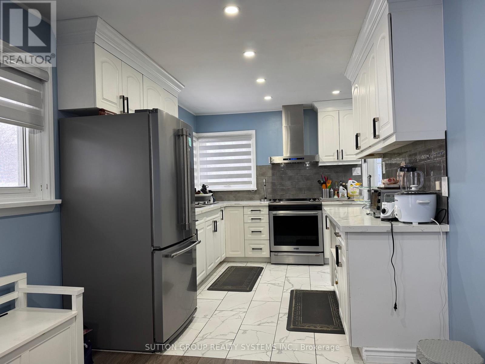 1338 Royal Drive, Peterborough (Northcrest Ward 5), Ontario  K9H 6R8 - Photo 8 - X12728598