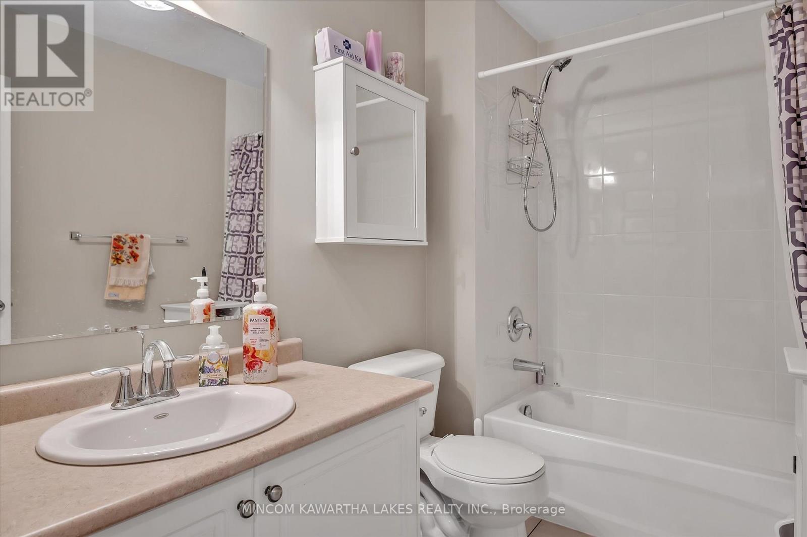 2 Peace Crescent, Peterborough (Northcrest Ward 5), Ontario  K9H 0C1 - Photo 27 - X12729272