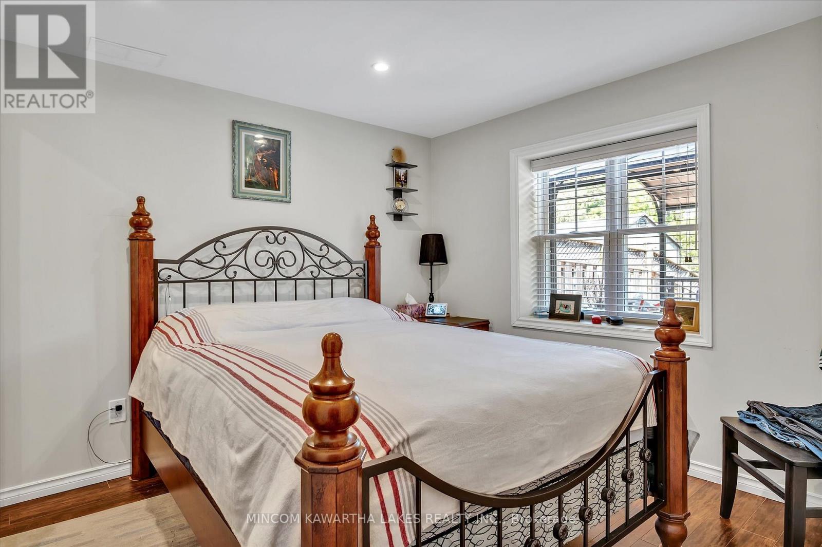 2 Peace Crescent, Peterborough (Northcrest Ward 5), Ontario  K9H 0C1 - Photo 44 - X12729272