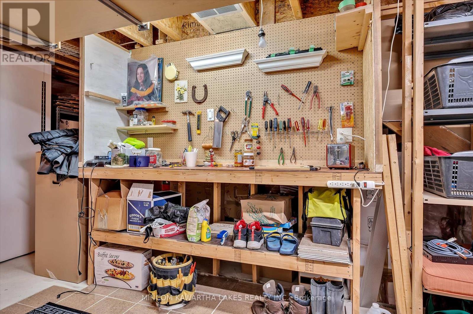 2 Peace Crescent, Peterborough (Northcrest Ward 5), Ontario  K9H 0C1 - Photo 48 - X12729272