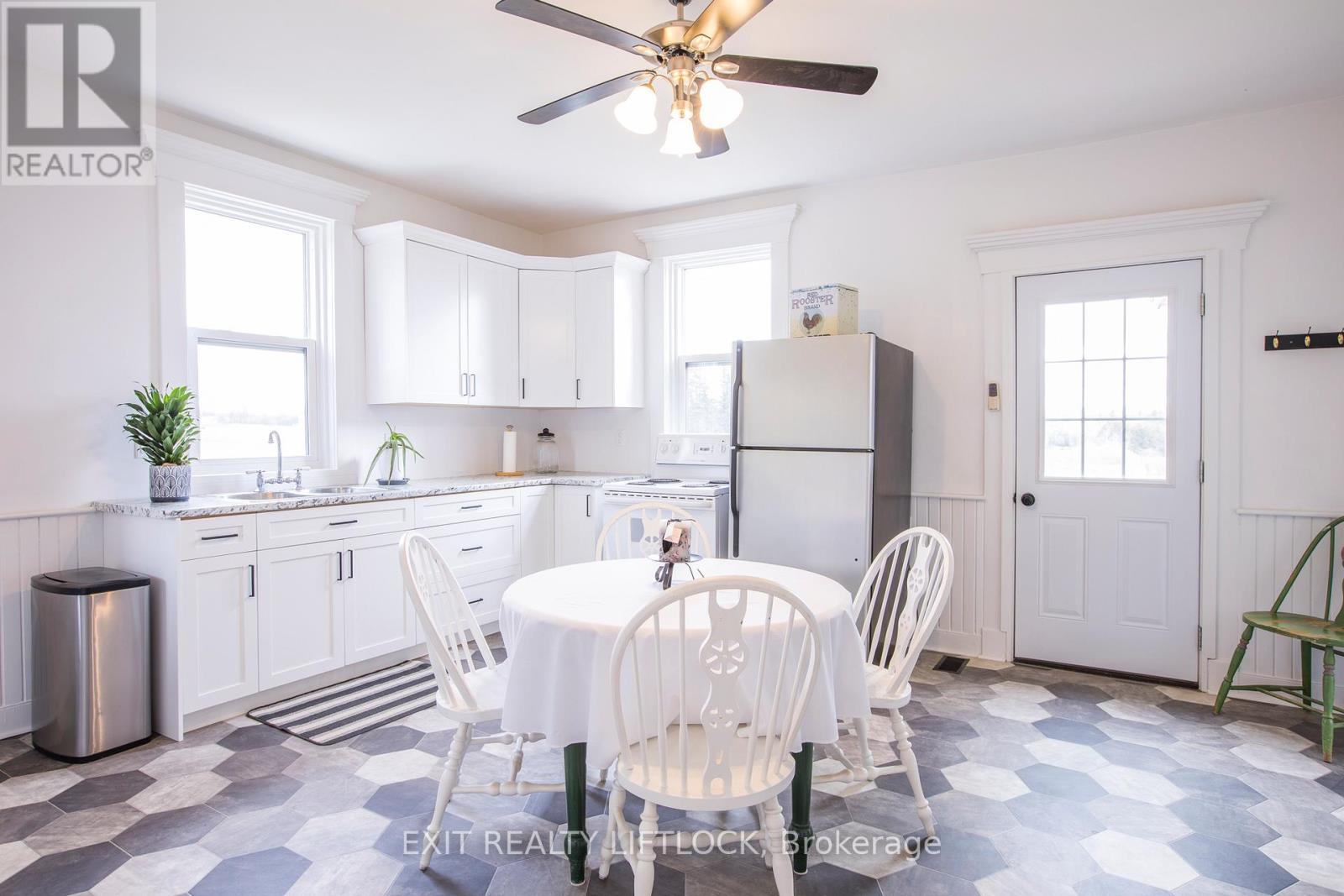 4922 Highway 7, Kawartha Lakes (Omemee), Ontario  K0L 2W0 - Photo 6 - X12729362