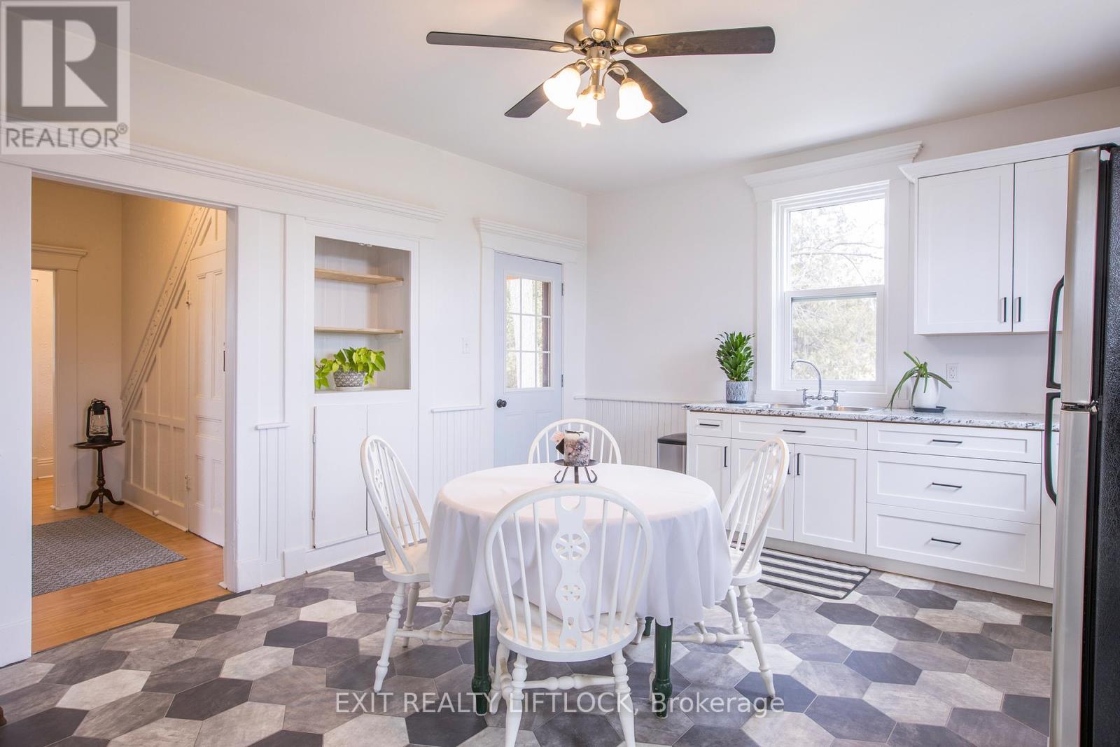 4922 Highway 7, Kawartha Lakes (Omemee), Ontario  K0L 2W0 - Photo 17 - X12729384