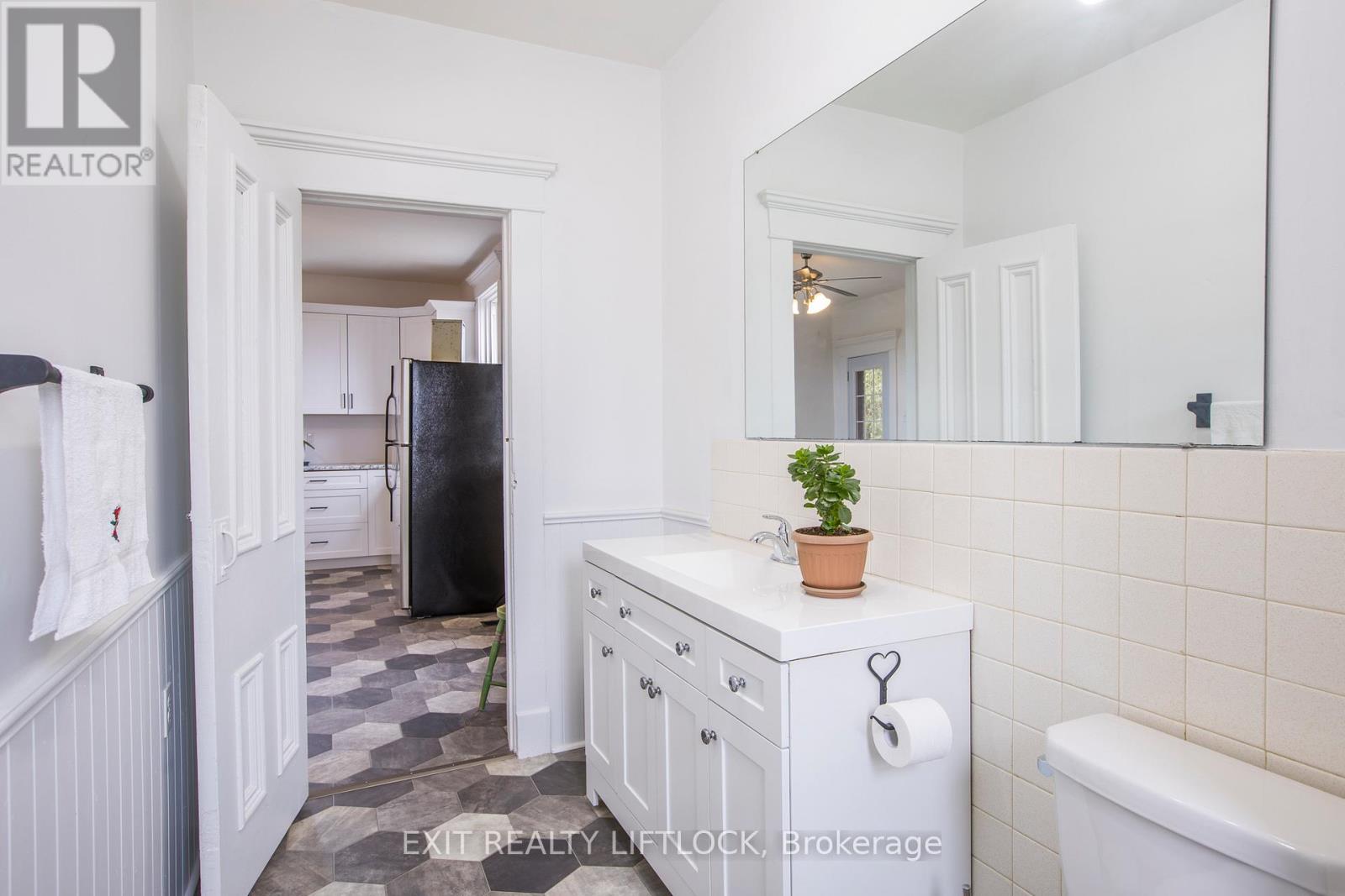 4922 Highway 7, Kawartha Lakes (Omemee), Ontario  K0L 2W0 - Photo 20 - X12729384