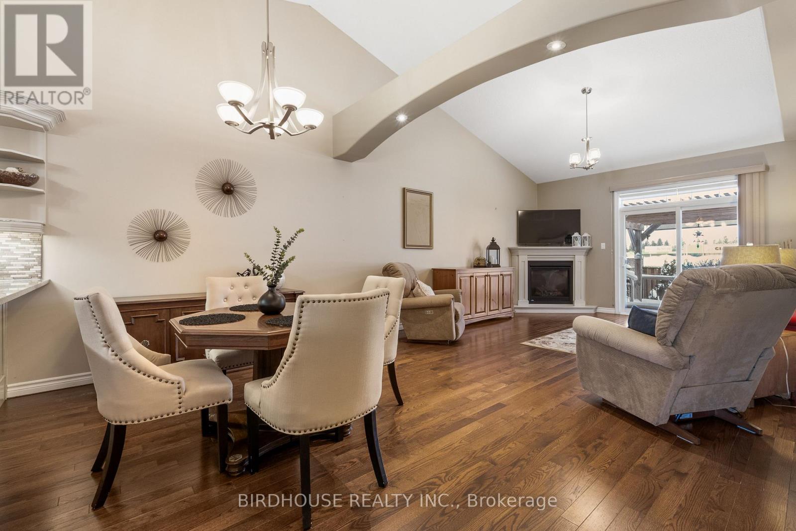 78 Chadwin Drive, Kawartha Lakes (Lindsay), Ontario  K9V 0E9 - Photo 11 - X12729632