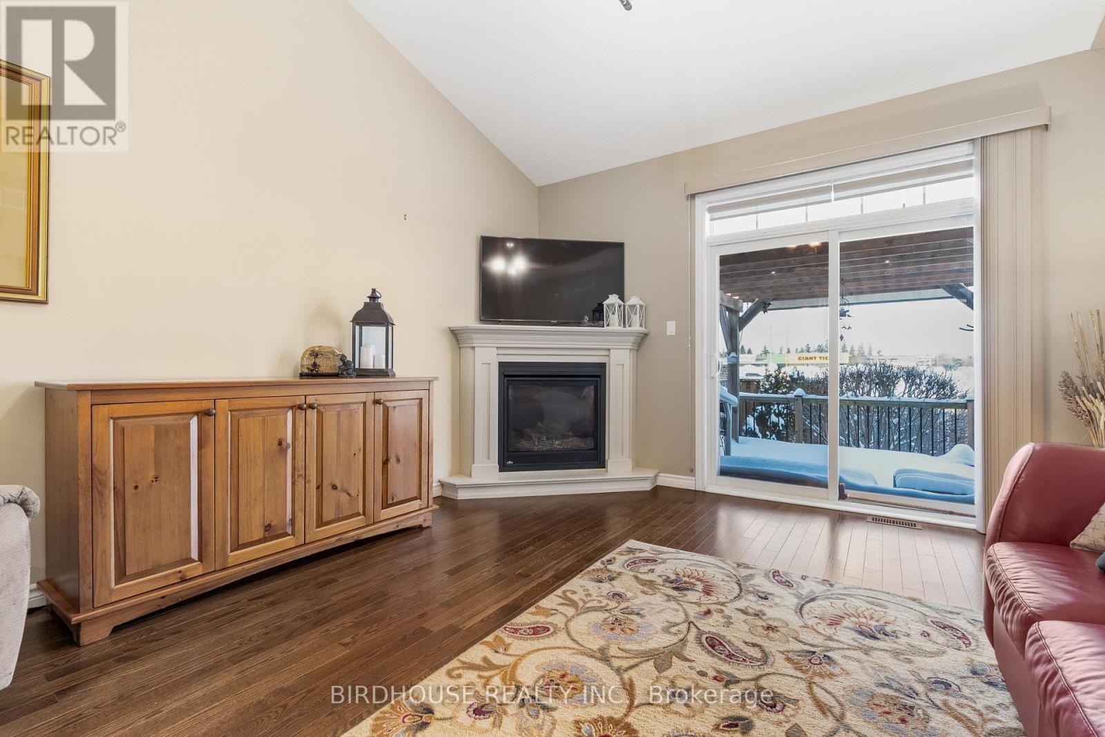 78 Chadwin Drive, Kawartha Lakes (Lindsay), Ontario  K9V 0E9 - Photo 16 - X12729632