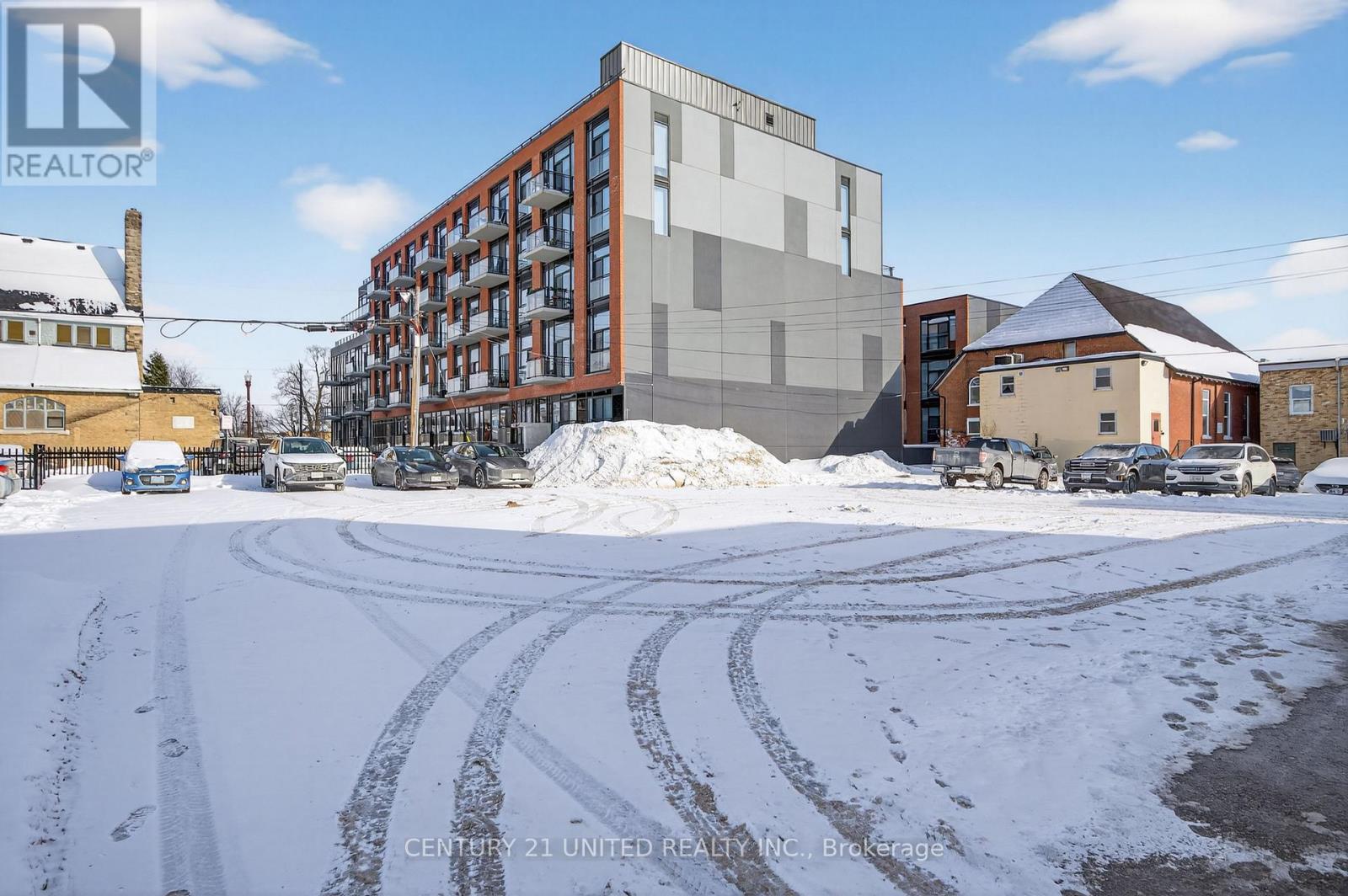 168 Brock Street, Peterborough (Town Ward 3), Ontario  K9H 2P4 - Photo 3 - X12729898