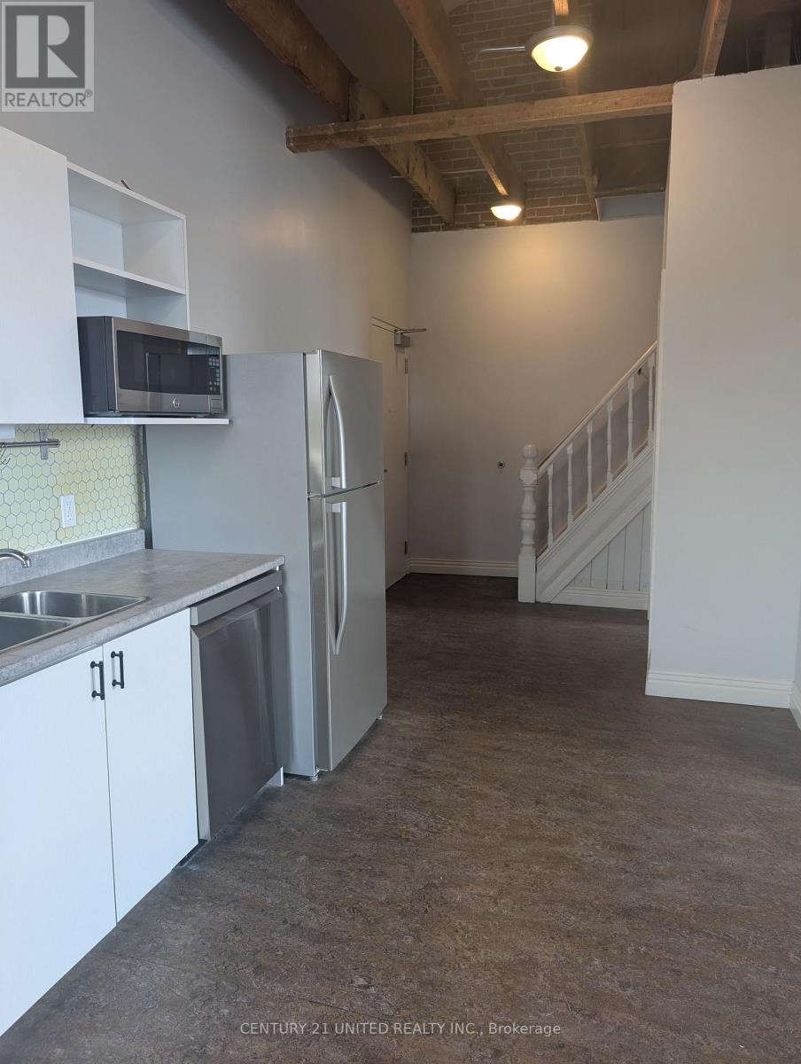 168 Brock Street, Peterborough (Town Ward 3), Ontario  K9H 2P4 - Photo 43 - X12729898