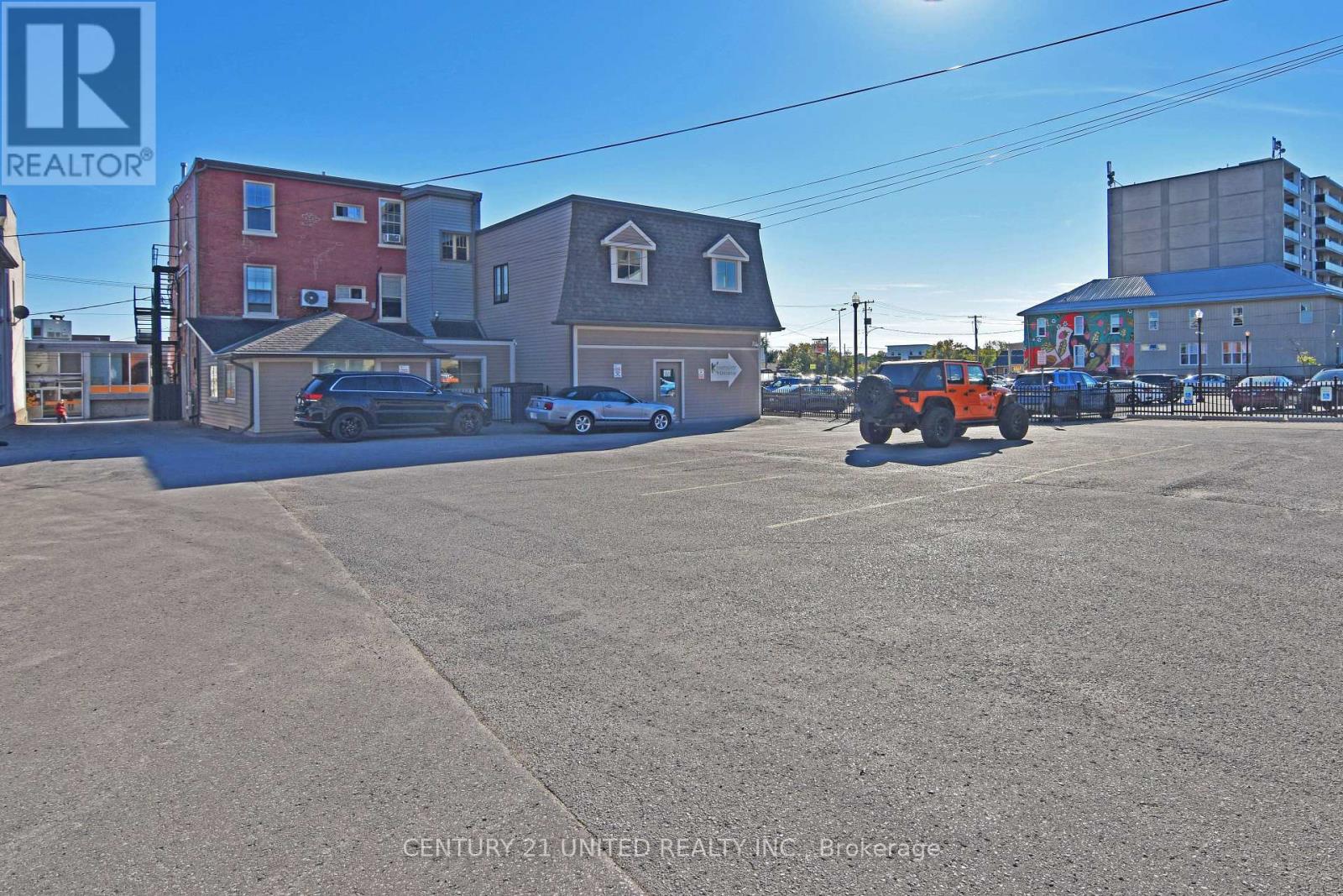 168 Brock Street, Peterborough (Town Ward 3), Ontario  K9H 2P4 - Photo 6 - X12729898