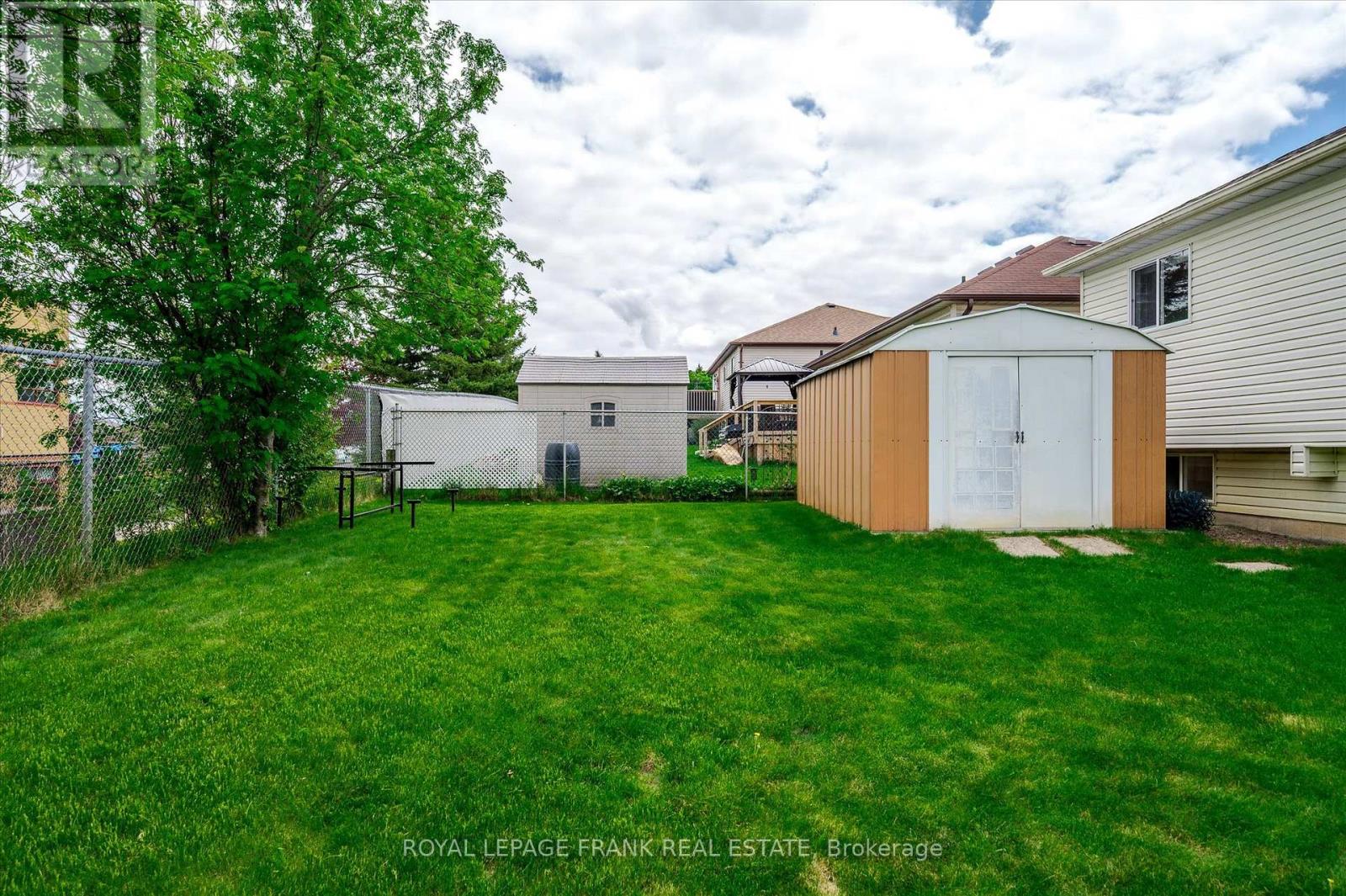 2114 Easthill Drive, Peterborough (Ashburnham Ward 4), Ontario  K9L 1Y8 - Photo 31 - X12729904