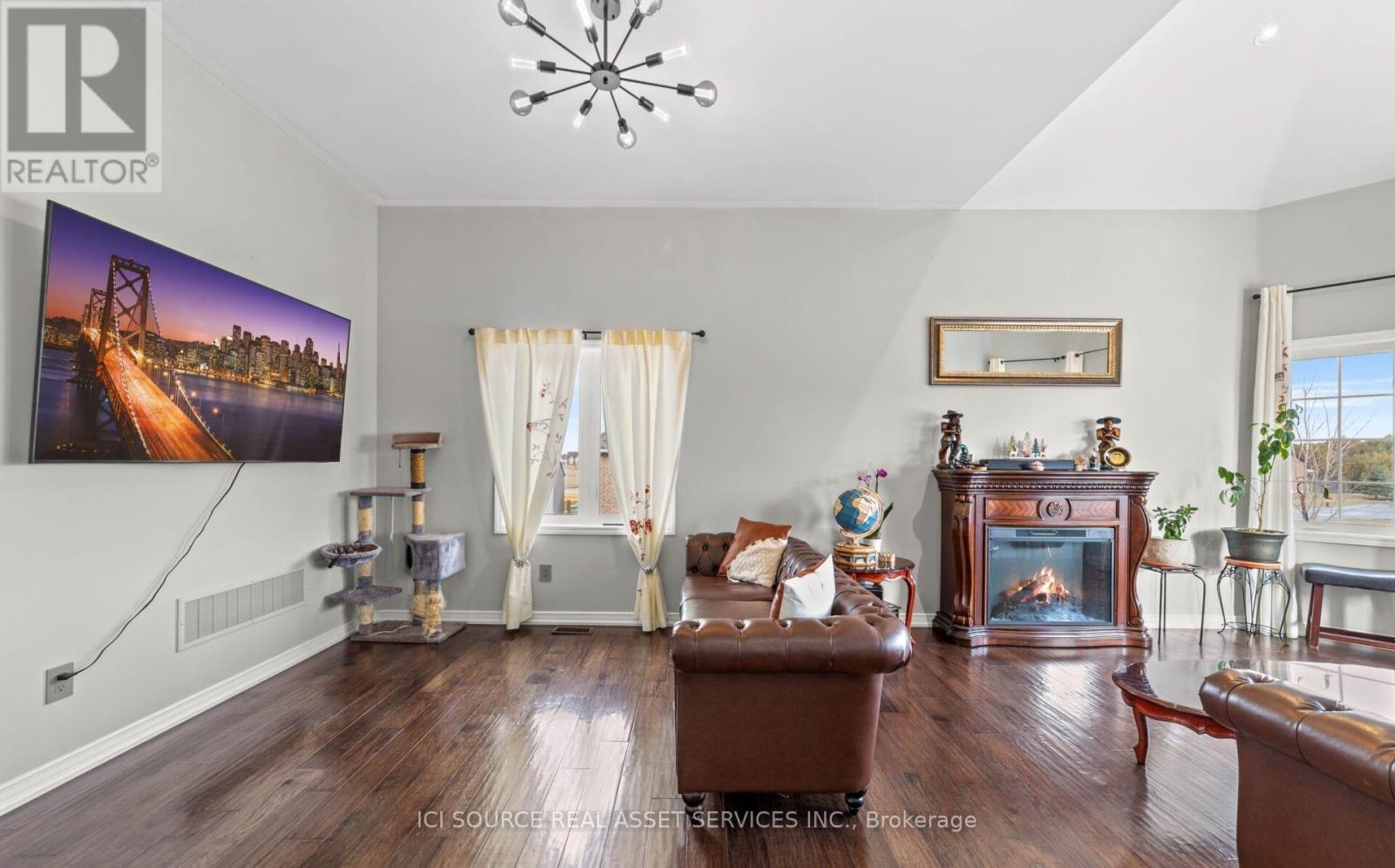 50 Songbird Crescent, Kawartha Lakes (Ops), Ontario  K9V 0A9 - Photo 13 - X12731580