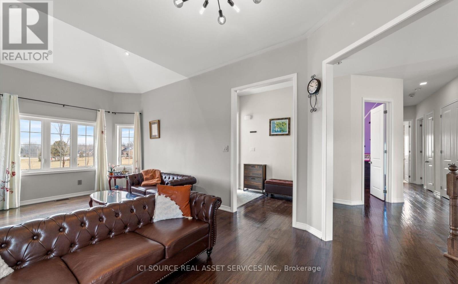 50 Songbird Crescent, Kawartha Lakes (Ops), Ontario  K9V 0A9 - Photo 14 - X12731580